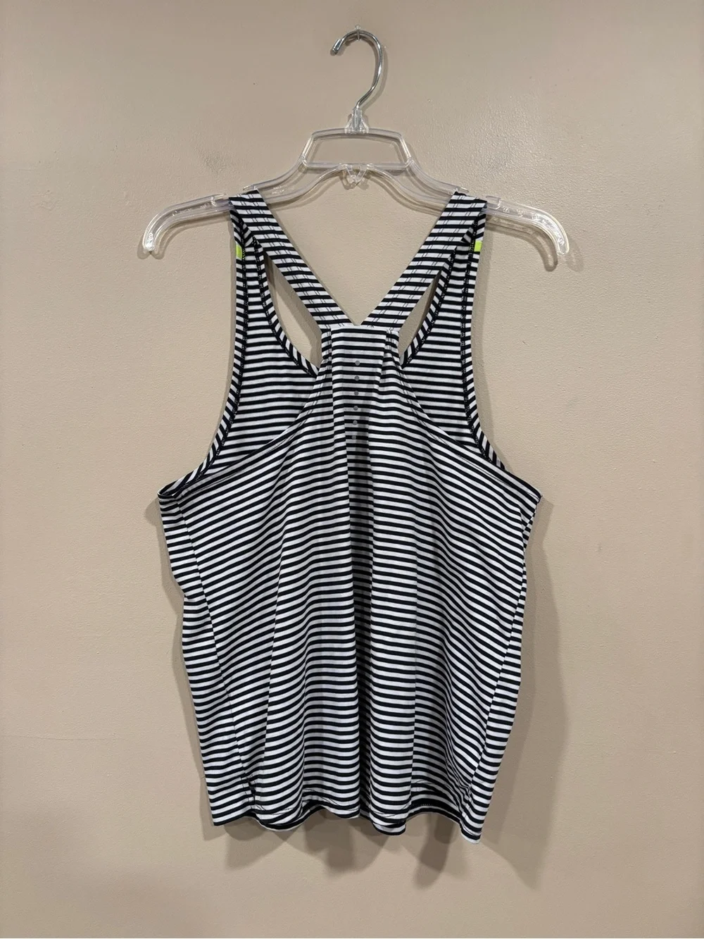 Nike Women’s Regular Dri-Fit Black & White Striped Tank Size M